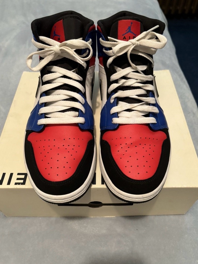 Air Jordan 1 Retro Mid Top 3 2019 Size 11.5